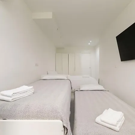 Apartamento Con Jardin Privado Coslada Exterior photo